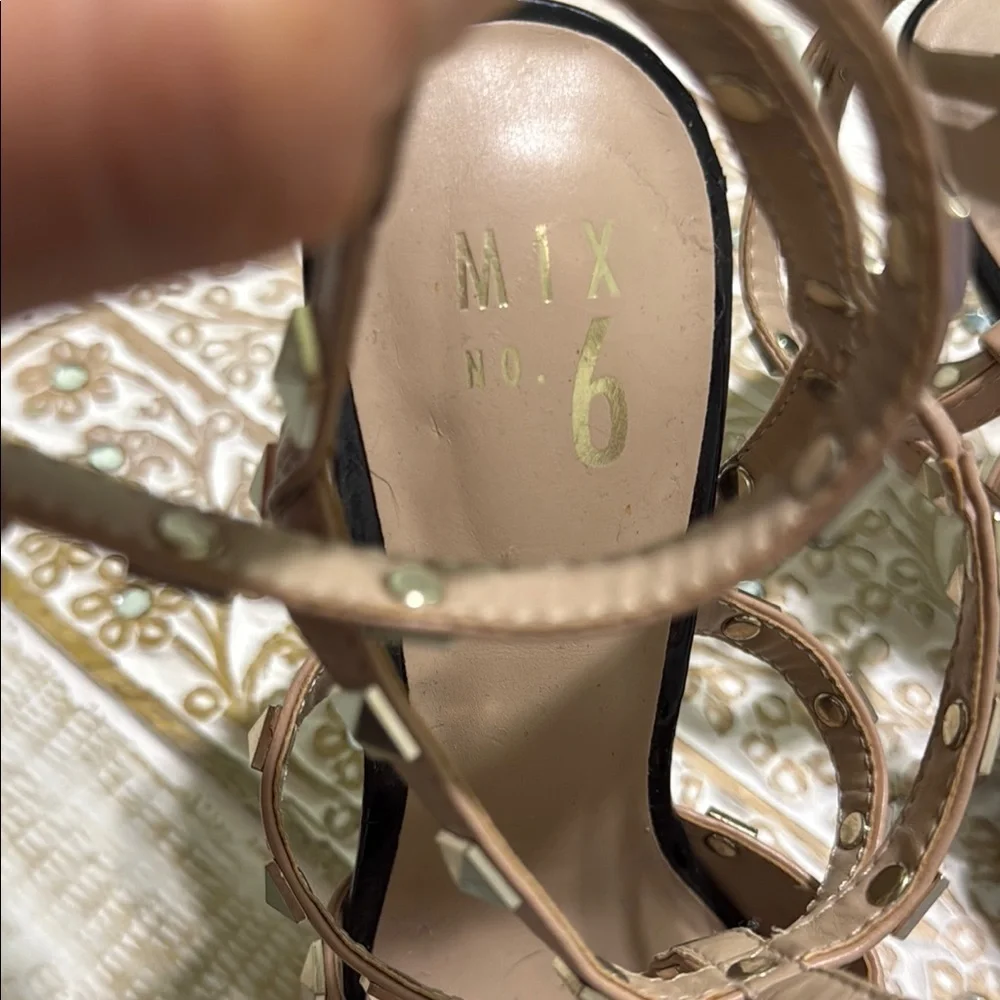 Mix NO. 6 Black and Tan Elegant Heels - Picture 2 of 7